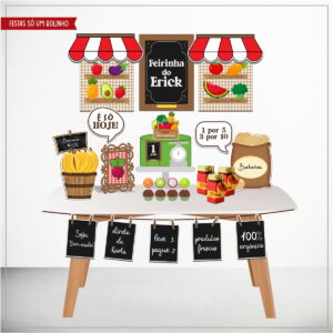 Decoração de mesa com tema de feirinha infantil colorida e lúdica.