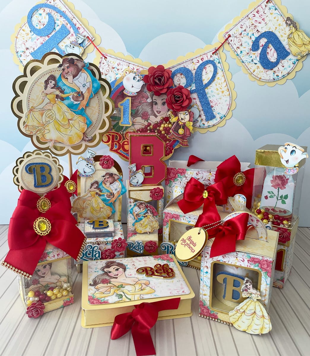 Arquivo Digital Festa Luxo Bela e a Fera para Imprimir 1 Decoração de festa personalizada com personagens clássicos em caixas de papelaria delicadas.