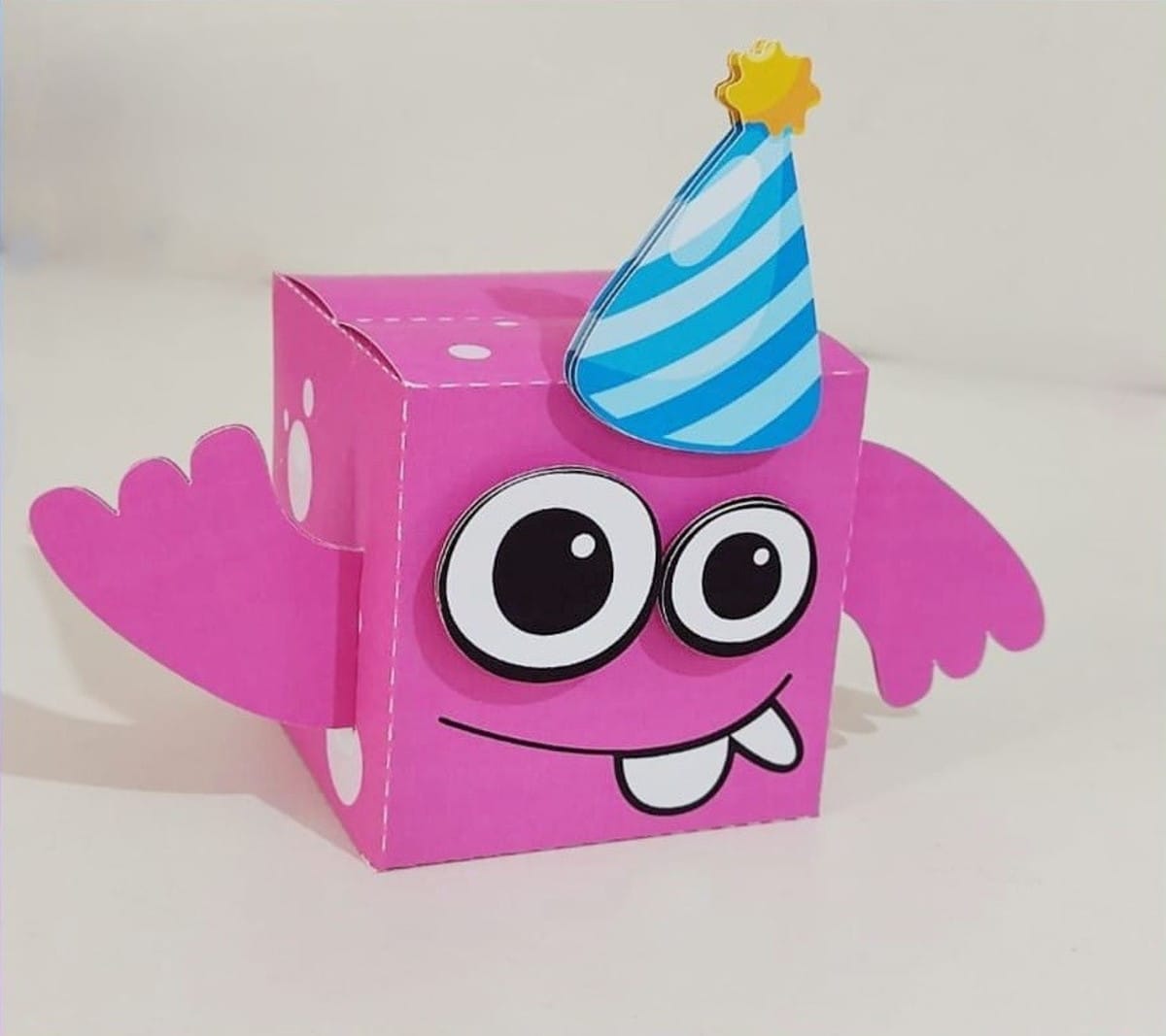 Arquivo Monstros Fofos para Festa Infantil em Studio e PDF 2 Arquivo Monstros Fofos para Festa Infantil em Studio e PDF - Imagem 2