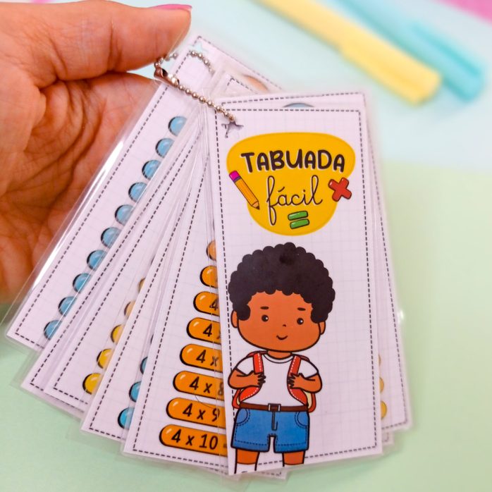 Arquivo Tabuada Fácil Volta às Aulas Menina e Menino Fofo