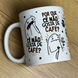 Arte Caneca Flork Eu Não Confio Em Quem Não Gosta De Café
