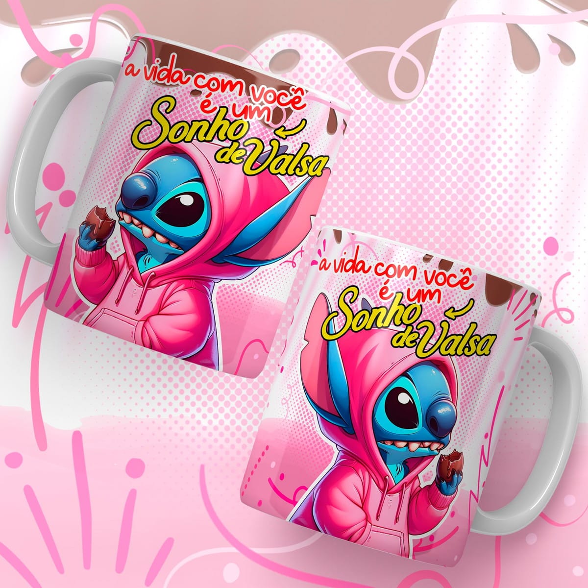 Kit Artes Caneca Páscoa Stitch para Sublimação 4 Arte digital de personagem azul em moletom rosa comendo chocolate em caneca, com frase romântica.
