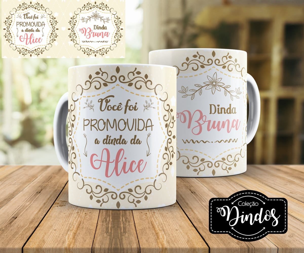 Artes Digitais para Caneca de Dinda em PNG e Corel 4 Duas canecas brancas personalizadas sobre uma mesa de madeira.