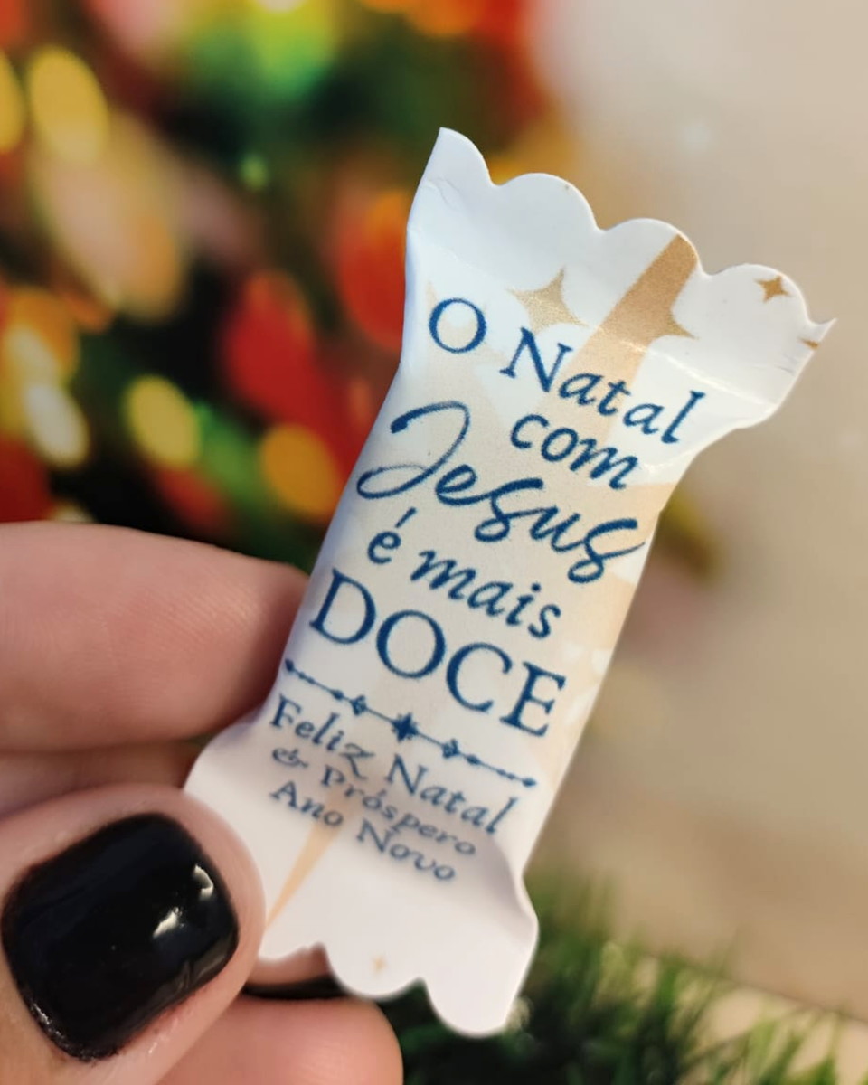 Etiquetas de Natal para Balinhas Editáveis no Canva 3 Etiquetas de Natal para Balinhas Editáveis no Canva - Imagem 3