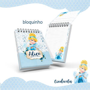 Dois blocos de notas espiralados com capa e folhas ilustradas em tons de azul