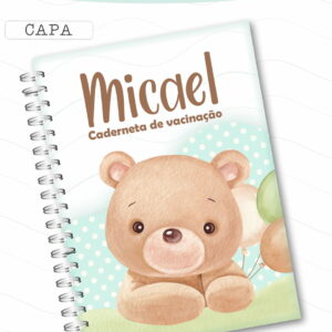 Capa de caderneta de vacinação com desenho de ursinho de pelúcia.