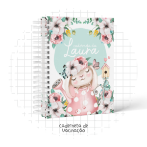 Caderno espiralado com ilustração infantil de coelha, flores e regador na capa