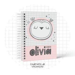 Caderneta de Vacinação Digital Coruja Escandinava 6 Caderno espiral com capa quadriculada, ilustração de coruja e faixa rosa na parte inferior.