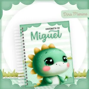 Caderneta de Vacinação Dino Menino 5 Caderno espiral verde com ilustração de um dinossauro fofo e nome escrito.