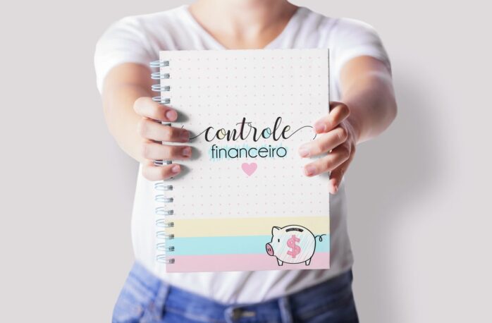 Caderno Controle Financeiro Feminino 02
