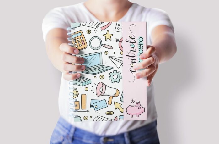 Caderno Controle Financeiro Feminino 03