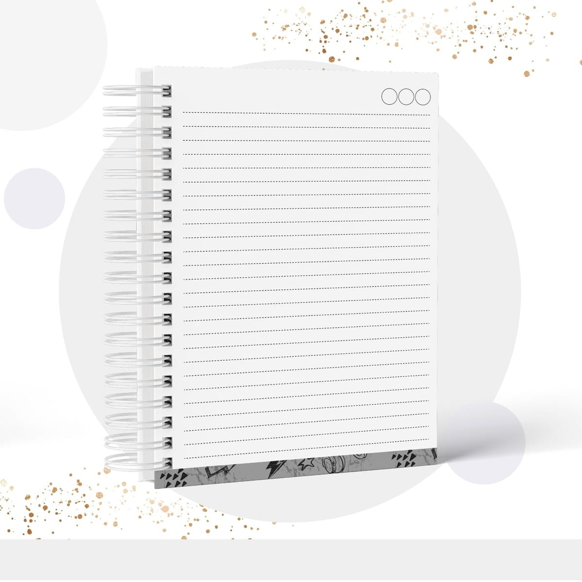 Caderno Teen Menino Digital para Sublimação e Scrapbooking 2 Caderno de espiral aberto com páginas pautadas e detalhes de desenhos na base.