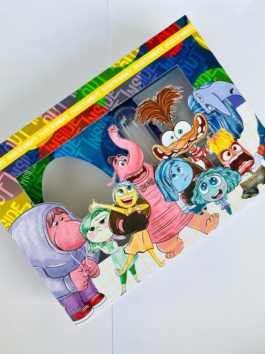 Caixa Mini Confeiteiro Divertidamente Páscoa Digital PDF 3 Caixa ilustrada com personagens coloridos expressando várias emoções diferentes em um desenho infantil.