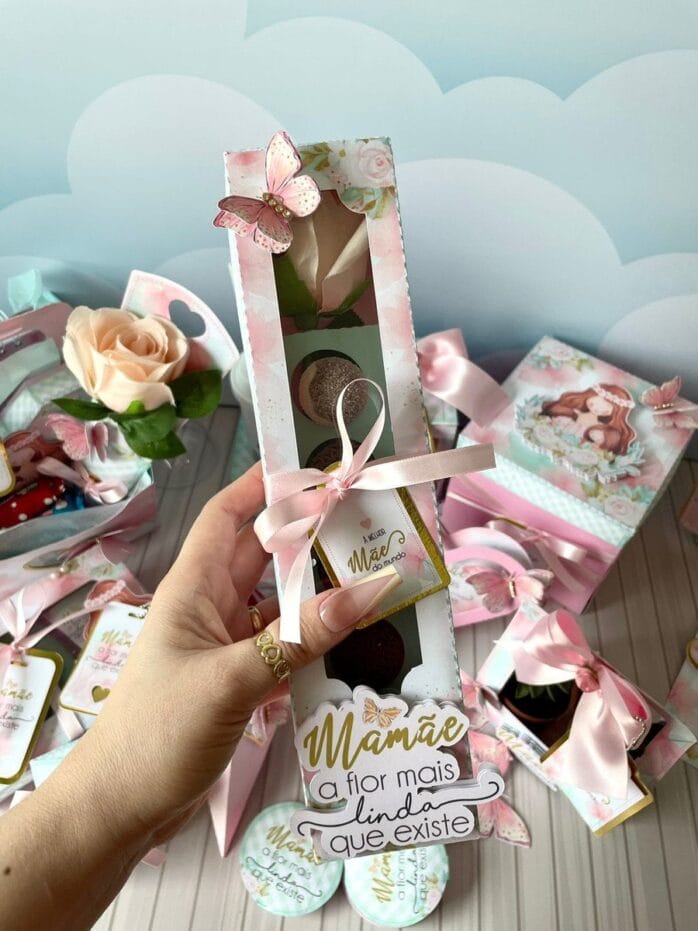 Caixa para 5 Doces e 1 Rosa