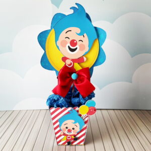 Centro de Mesa Palhaço Plim Plim Arquivo Digital 8 Arte digital de personagem alegre com cabelo azul para decoração de festa.