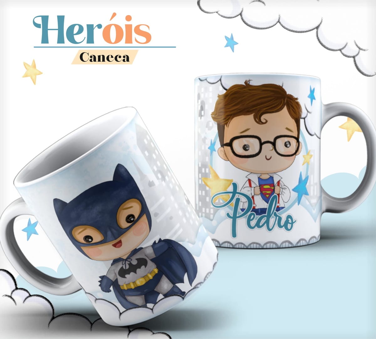 Álbum de Memórias Super Heróis Combo Digital para Imprimir 3 Duas canecas com arte digital de personagens infantis super-heróis em cenários celestes.