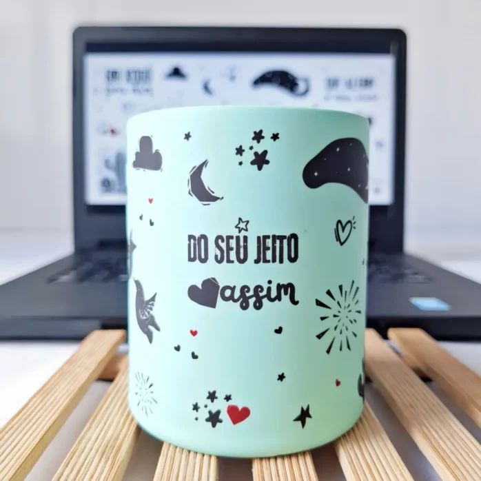 Design Exclusivo de Caneca, Tema Carinhoso em PNG