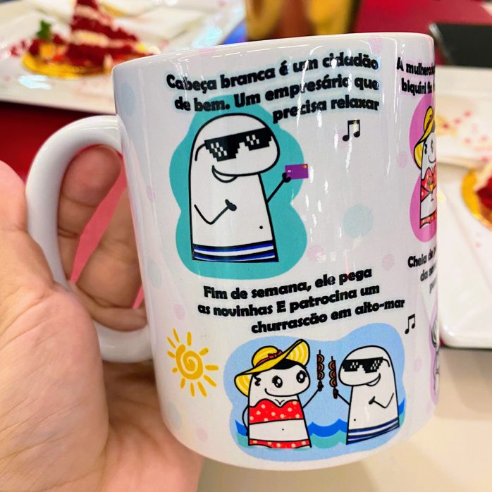 Estampa Caneca Flork O Dono Da Lancha É O Cabeça Branca Png