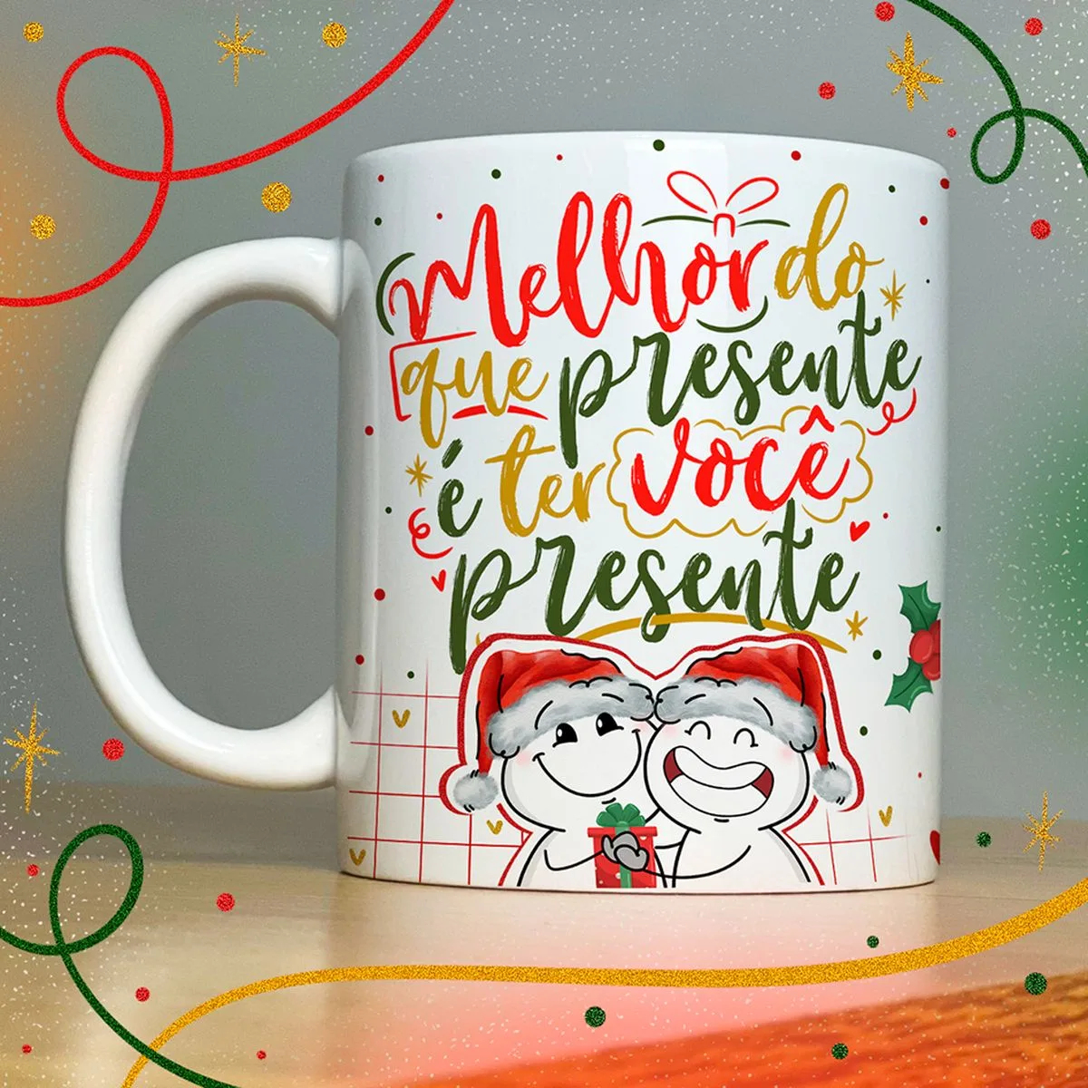 Estampas Caneca Natal Lindas Frases e Mensagens Natalinas 6 Caneca branca com ilustração de personagens natalinos e frase temática em fundo festivo.