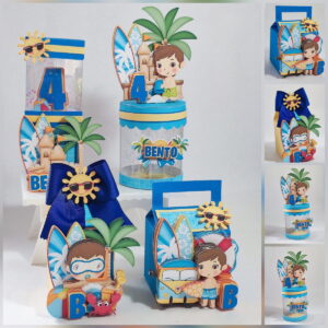Arte digital de lembrancinhas de festa tema praia com menino e número 4.