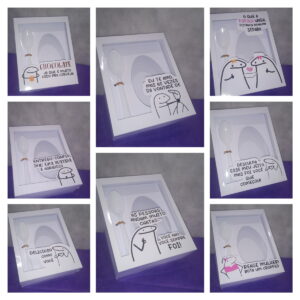Coleção de caixas brancas decoradas com colheres e desenhos engraçados impressos.