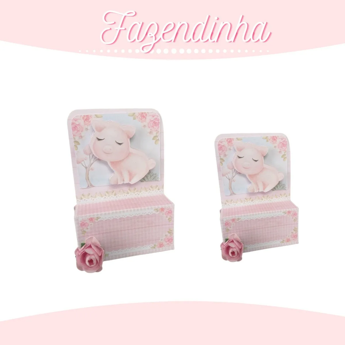 Kit Festa Fazendinha Menina 4 Duas caixas decorativas em papel com ilustração de porquinho rosa e flores delicadas.