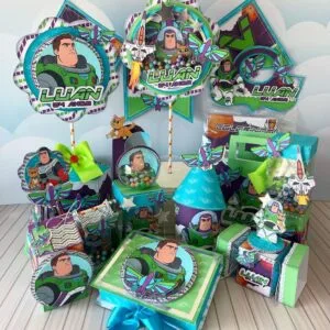 Kit Festa Luxo Buzz Ligth Year 18 Kit Festa Luxo Buzz Ligth Year