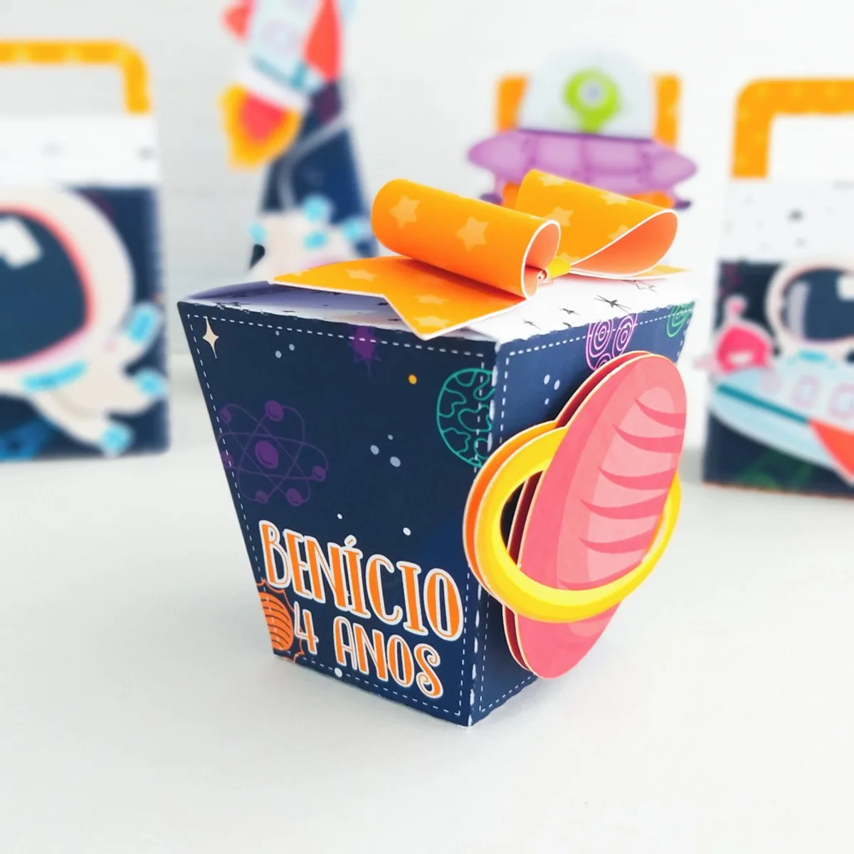 Kit Festa Só um bolinho Astronauta 4 Kit Festa Só um bolinho Astronauta
