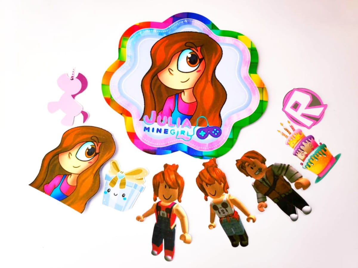 Kit Festa Só um Bolinho Arquivo Digital Personalizável 1 Arte digital colorida com personagem de desenho, figuras de jogo e bolo.