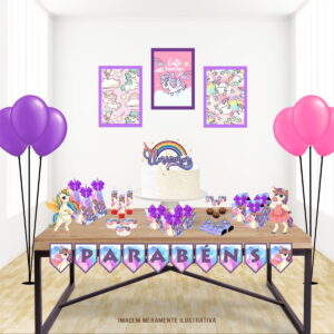 Mesa de festa com tema de unicórnio, bolo decorado, balões e faixa com parabéns
