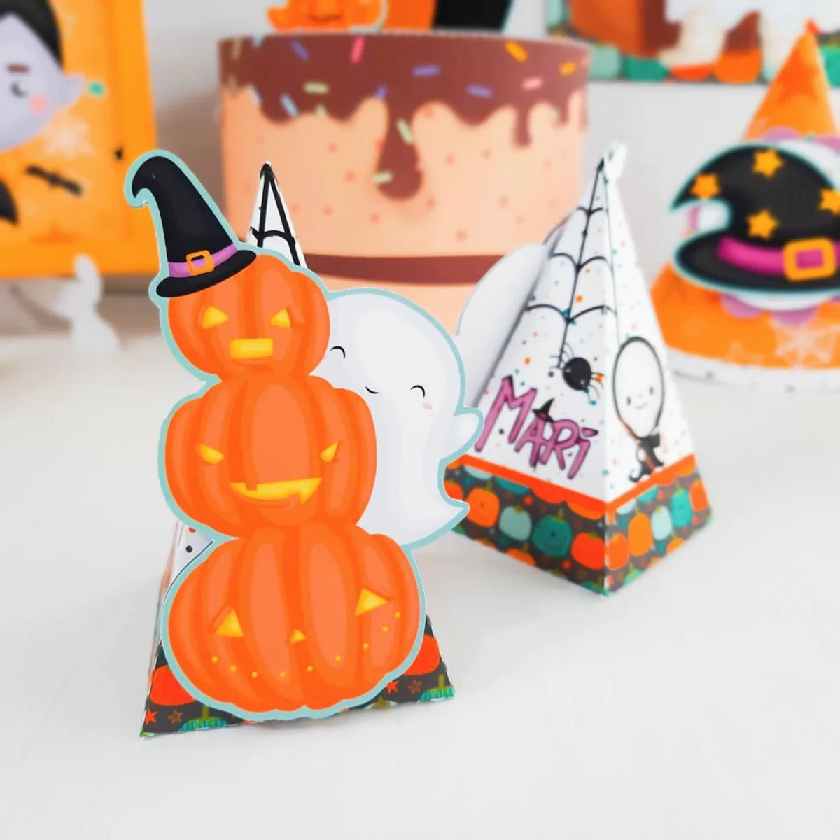 Kit Só um bolinho HALLOWEEN 4 Kit Só um bolinho HALLOWEEN
