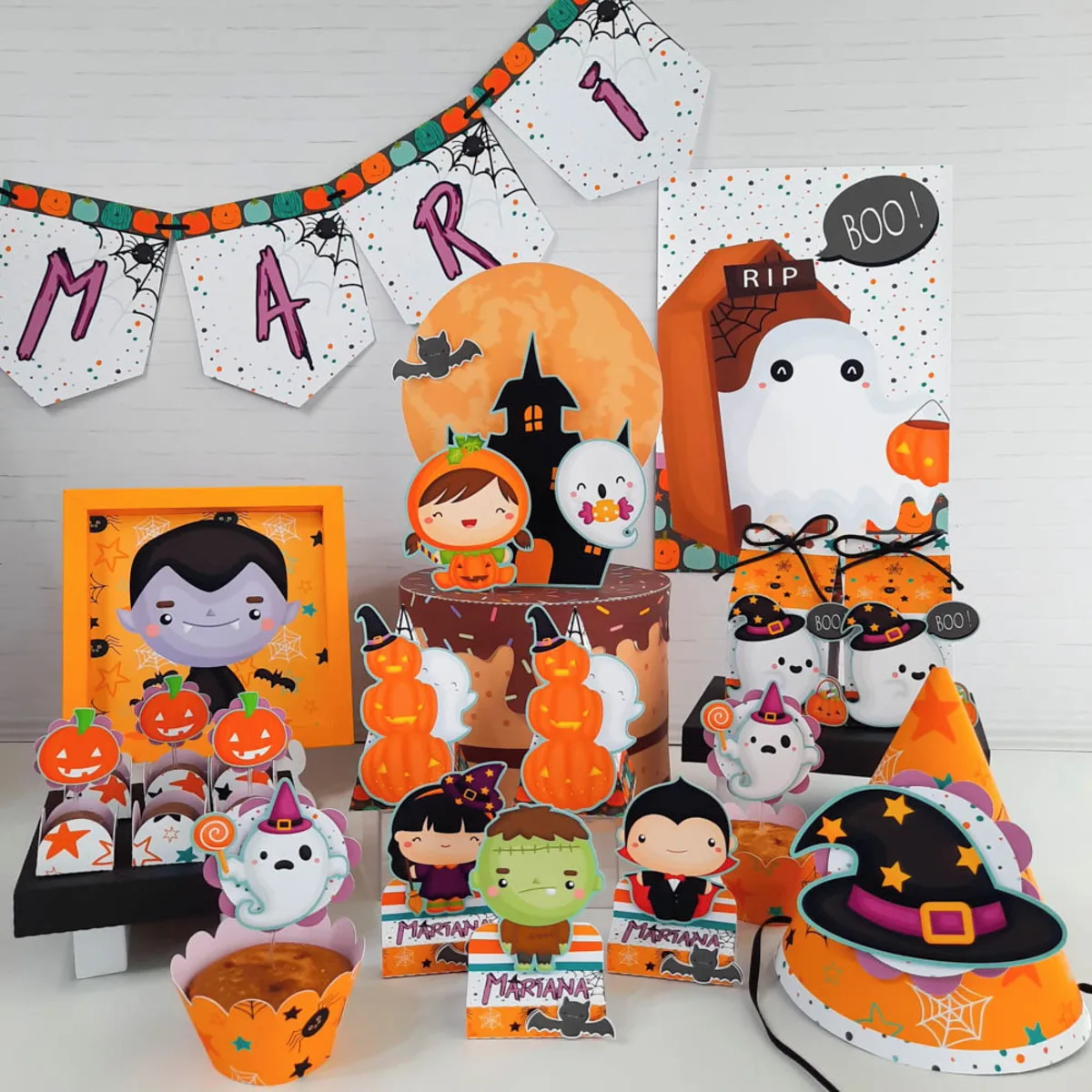 Kit Só um bolinho HALLOWEEN 1 Kit Só um bolinho HALLOWEEN