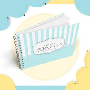 Caderno de argolas com capa listrada em tons de azul e branco