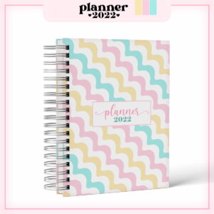 Caderno espiral com capa de ondas coloridas em tons pastéis.