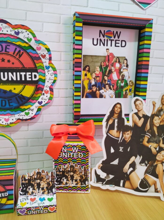 Só Um Bolinho Now United 1