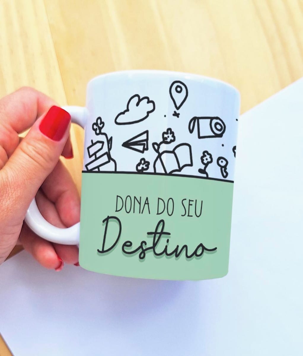 Kit 6 Artes Digitais para Sublimação em Canecas Femininas 3 Arte digital para caneca com ilustrações de viagem e frase 'Dona do seu Destino'.